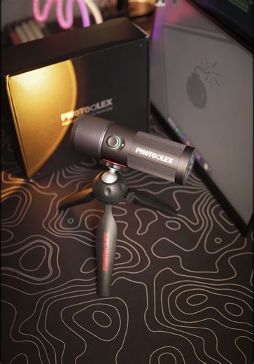 Transform your content creation with Photoolex Photography Light: 4-color modes, creative gobos, and 4-hour battery life for professional-grade lighting anywhere. #ContentCreator #PhotoLight #CreativeGear #totokwa