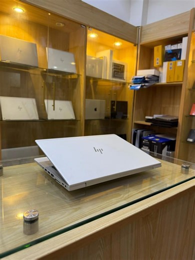 HP ELITEBOOK 830 G6 PRICE: 3800 ♦️Intel®️ Core i5- 845G7 8th Generation 2.61GHz base speed with Intel turbo boost technology ♦️512GB PCIe®️ NVMe™️ SSD ♦️16GB DDR4 RAM ♦️14