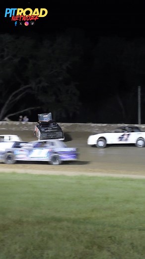 Factory Stocks 4 Wide into Turn 1 at All-Tech Raceway #factorystock #dirttrackracing #dirttrack | Pit Road Network