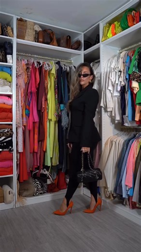 11K views · 96 reactions | Let’s style these stirrup pants! Love or hate?  Comment SHOP below to receive a DM with the link to this post on my LTK ⬇ https://liketk.it/5usor | Merideth Morgan | Facebook