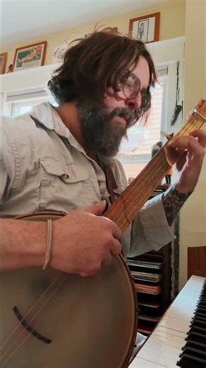 “Black Iris” for 6 string Fretless Banjo.