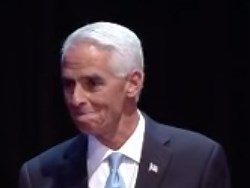 Charlie Crist Draws Laughter And Boos From Crowd When He Says Hillary Is "Strong" And "Honest"