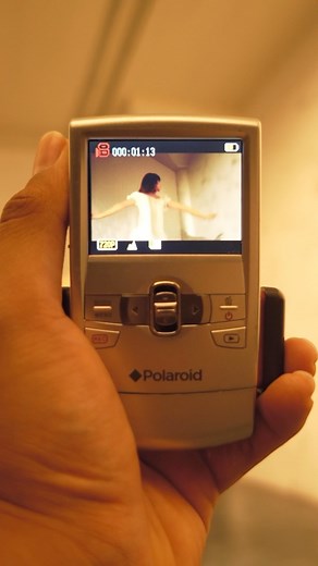 Oswaldo Cepeda on Instagram: "Petition to bring back digital Polaroids"