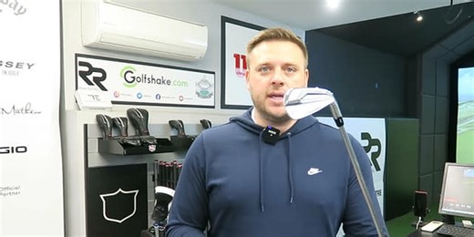 How far should golfers hit their 7 iron