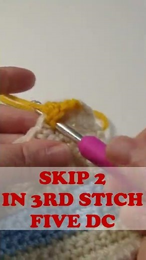 EASY Shell Border Tutorial For Beginner - How To Scallop Edge For Crochet - #shorts