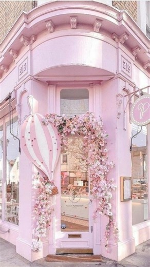 Dating & Confidence Coach | Attract Commitment on Instagram: "People only try what they think they can get away with. The moment you start responding like this, the energy shifts. You’re not being mean. You’re being clear. And clarity is what stops games faster than attitude ever will. A lot of women were taught to be polite before being respected. So they soften their tone, laugh things off, or let slick comments slide just to avoid tension. But every time you ignore disrespect, you teach peopl