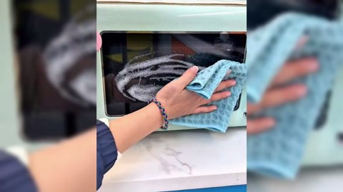 2pack Stackable Hat Organizer for Baseball Caps, Clear Window Hat Containers Holder with Handle & Zipper, Sturdy Snapback Boxes, Holds up to 24 Caps Hats Organizer for Closet(SIZE:2pack)