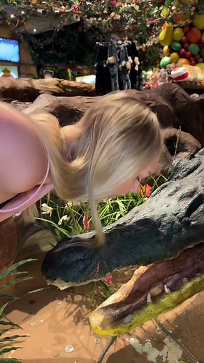 Cloning a GIRL in a DNA Laboratory!(FULL VIDEO)