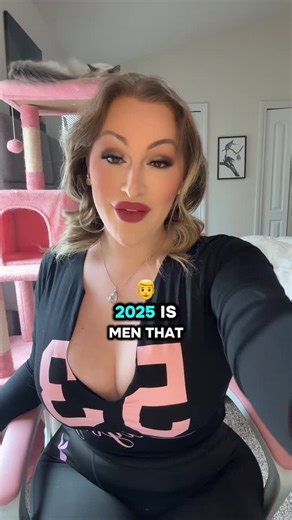 Allex Smith on Instagram: "2026 is the year of romance for the dolls 💅🏽🏳️‍⚧️ #trans #transgirl #reels"