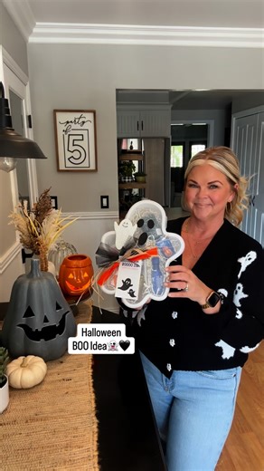 Kaycee Greer on Instagram: "Boo Idea! So much more fun than a basket! This ghost snack container is just the cutest & perfect for Halloween! Fill it up so many ways🖤👻 🎃🍂Comment Boo for the links to be sent directly to your DMs! Make sure to follow to receive the links. #giftideas #gift #gifting #giftgiving #giftguide #giftwrapping #giftingsolutions #gifts #giftingmadeeasy #giftguides #affordable #affordablegift #giftingoptions #happygifting #cutegifts #gifttags #giftgivinggiftideas #giftinsp