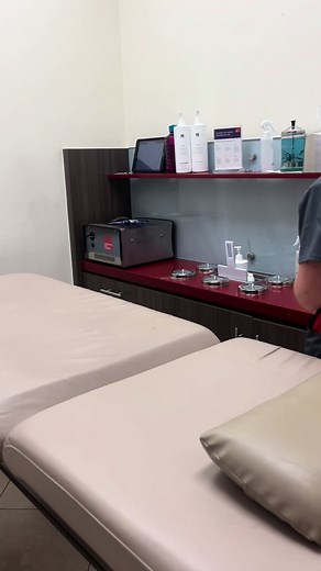 Scare Prank Reactions at European Wax Center