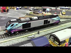 CLASS 68 032 'DESTROYER' TRANSPENNINE EXPRESS TPE LIVERY