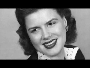 BARBARA MANDRELL ON TOURING WITH PATSY CLINE in the 1960's