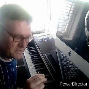 Easy piano blues riff to learn.