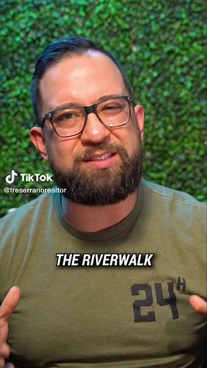 San Antonio Riverwalk: Is It Worth the Hype? 🤔