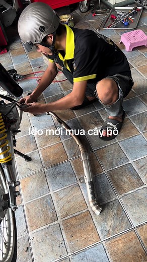 Xe Dđo Vietnam - Cô nàý bận cô zin xe tới