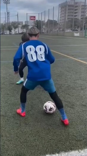 footballskills tutorial#football #skills#viral#shorts#trending 🔥