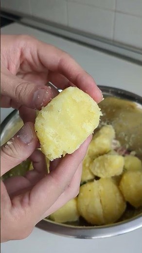 THE PERFECT ROAST POTATOES