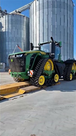 John Deere 9RX 830 in Action 🔥🌾#JohnDeere #9RX830 #fs25 #farmingsimulator