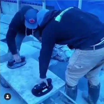 Double GRABO lifting slabs