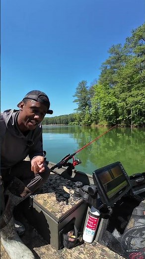 No Tools Required! 360 Adjustable Boat Rod Holder by KEMIMOTO