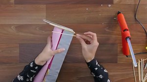 Möbel fürs Puppenhaus selber machen: 15 DIY-Ideen mit Haushaltssachen