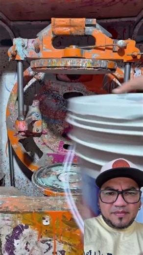 Asi se prepara la pintura de tu color favorto