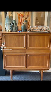 Gorgeous Danish teak sideboard! Excellent condition! #Danishfurniture#teaksideboard#midcentury#midcenturymodern#vintagemodern#modernvintage#eclecticdecor#relovedvintage#shopsmall | Re-Loved Vintage