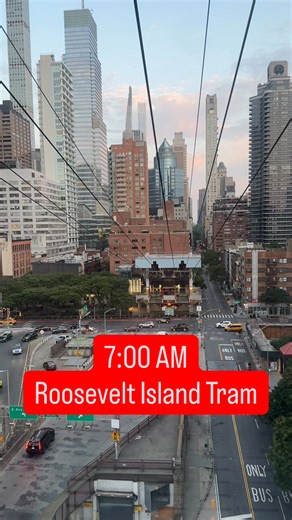 Roosevelt Island Tram at Sunrise 🚠 | New York - NewYork.co.uk