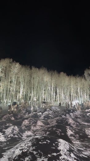 WWD on Instagram: "Inside @moncler Grenoble’s fall ‘26 fashion show in Aspen. The brand was inspired by landscapes of Colorado and 1950s America. On Saturday night, Gigi Hadid opened the show by walking through snow moguls in looks designed for the mountain terrain."