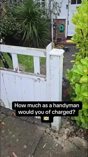 Part 2 – fixing the gate properly What would you charge for this job? 👇 #handyman #handymanservices #diy #fyp #propertymaintenance