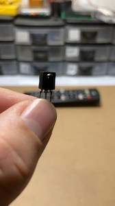 📺 El Receptor Infrarrojo Bajo El Microscopio - #nanotecnologia #microchips #ingenieria #tecnologia #electronica | Posoco2000
