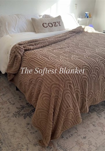 The Softest Blanket: Ultimate Comfort for Cozy Evenings