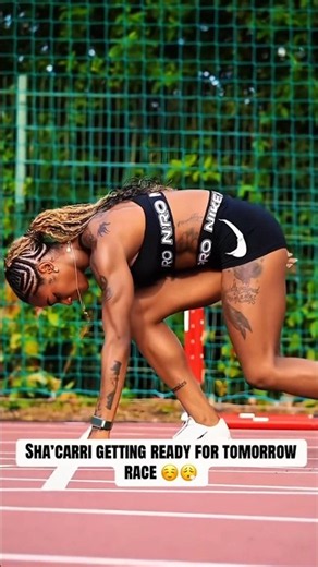 It's Race Day 😀 #shacarririchardson #trackandfield