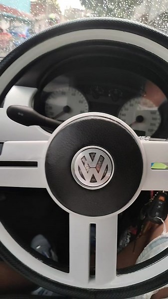 Volkswagen Pointer Interior Showcase in Mexico