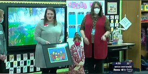 Elementary Student earns art award