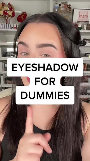 Eyeshadow for Dummies 😳 #makeup #beauty #makeuptutorial | mikaylanogueira