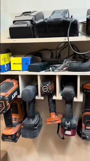 🔍 VISITE RAPIDE de mon ATELIER 🛠️ | DIY Menuiserie & Bois en 15s chrono !