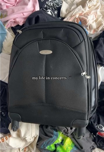 Lollapalooza 2025 Concert Highlights with Gracie Abrams