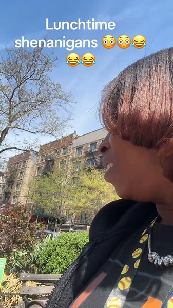 Lunchtime Shenanigans: Granny Annie's Wild Encounter