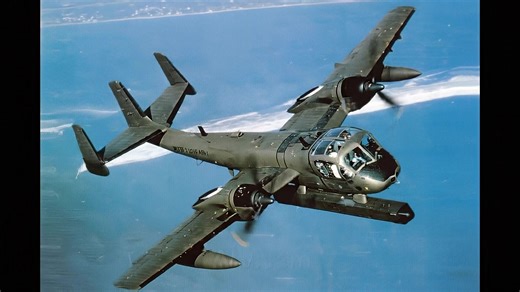 The Silent Hunter of the Jungle 🚁✨ High above the dense canopy of South Vietnam, circa 1967, this Grumman OV-1 Mohawk was the Army’s "Eye in the Sky." Notice the long pod under the wing? That’s SLAR (Side-Looking Airborne Radar)—a high-tech marvel that could "see" through the triple-canopy jungle to track enemy movement even in the dead of night. The Mohawk was a unique beast: fast, agile, and surprisingly quiet. Pilots took incredible risks, flying low and slow to gather the intelligence that 