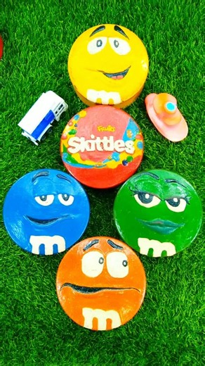 Satisfying Video | Beautiful Unpacking 5 Bright Tins with Skittles & Tasty M&M'S Candy ASMR