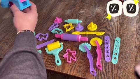 22 Pcs Play Dough Tools Kit, Playdough Pack Sets for Kids Ages 3-4, Birthday Party Favors, Toys for Girls 3 4 5 6 Years