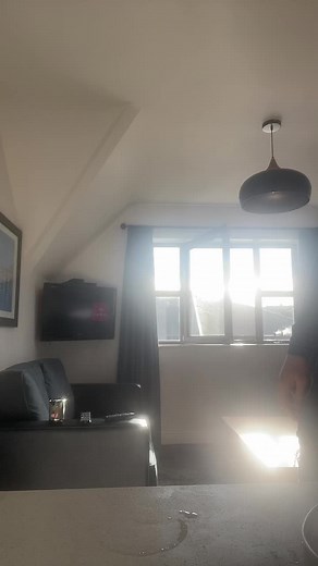 Emmett Kelly (@emmettkelly5)’s videos with sonido original - frxddy.media