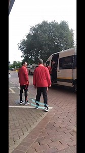 Al Ahly Arriving In Mzansi Style W/ A Sprinter & Quantum At Loftus 🏟 Al Ahly SC players arrived in Mzansi style for their last training session before facing Mamelodi Sundowns FC in the 1st leg of TotalEnergies CAF Champions League 🏆 #TheRedDevils #TsaDipapadiLeShushabino⚽️ | Bongani Shushabino Mthimkhulu
