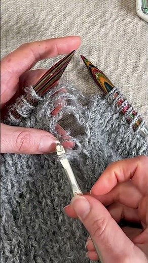 Knit the Laura Sweater with Me | How To Fix A Dropped Strand (Ep. 5)