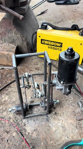 Mesin Gerak Kaki Ogoh-Ogoh Inovatif