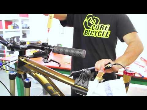 Rock Shox Reverb Stealth: Installation and bleeding