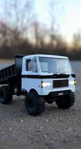 Man Builds an INCREDIBLE $1,800 Scale RC TRUCK with WORKING MECHANISMS