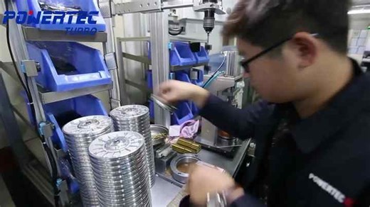 适用于EICHER E483 TCI E483 2011的Powertec涡轮核心3770252 3770254 5801439060 HX25W-